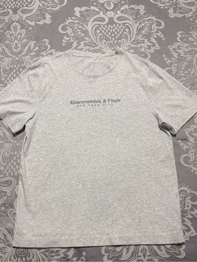 Abercrombie & Fitch Mens Medium Gray Short Sleeve Embroidered Logo T-Shirt M